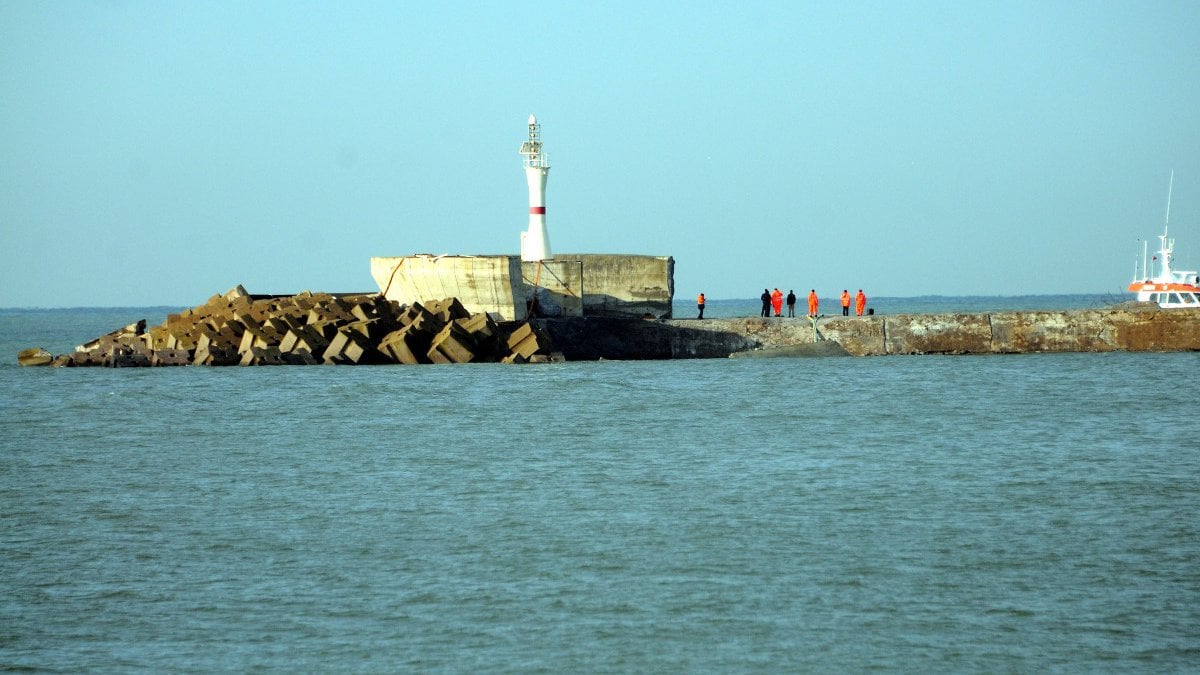 Zonguldak’ta kayıp denizcileri arama çalışmalarına hava engeli