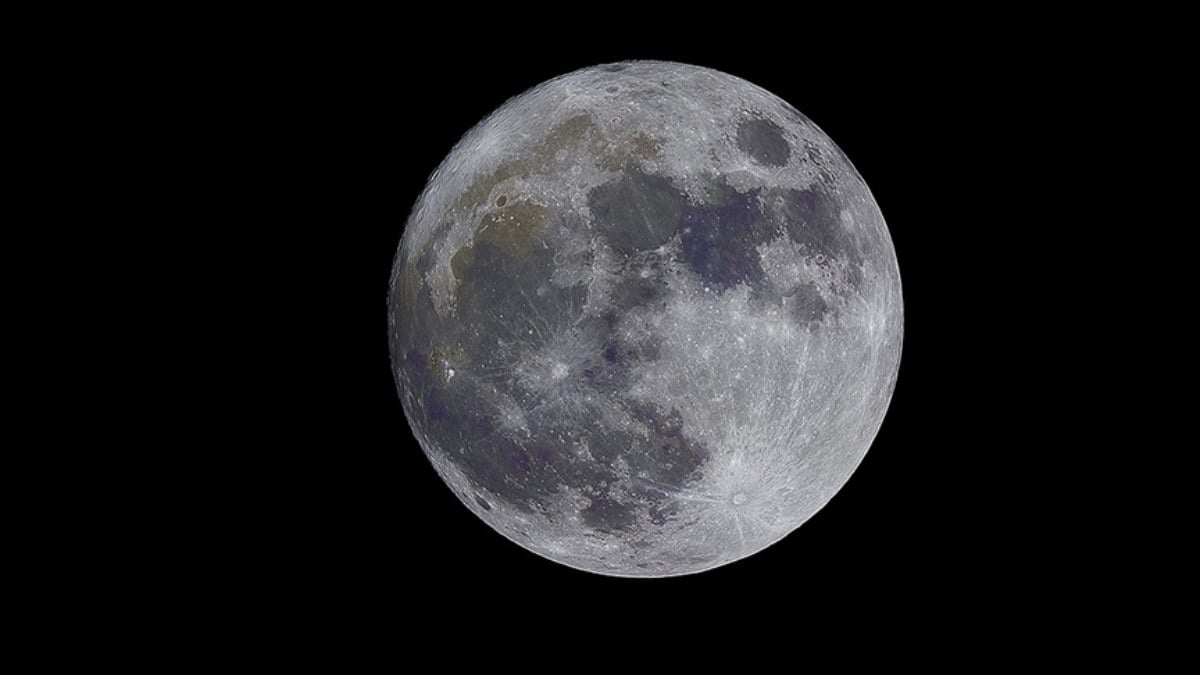 2025’te Ay’a gönderilecek astronotlardan biri ABD dışından olacak