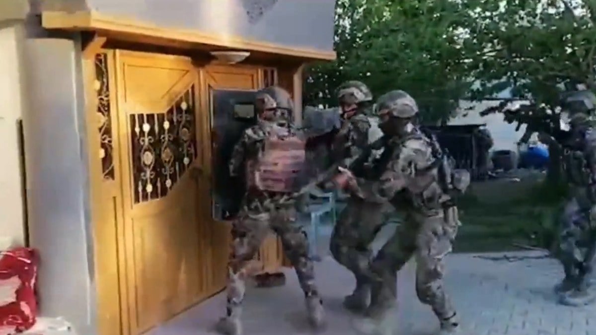 32 ilde terör operasyonu! Ali Yerlikaya açıkladı: 208 kişi yakalandı