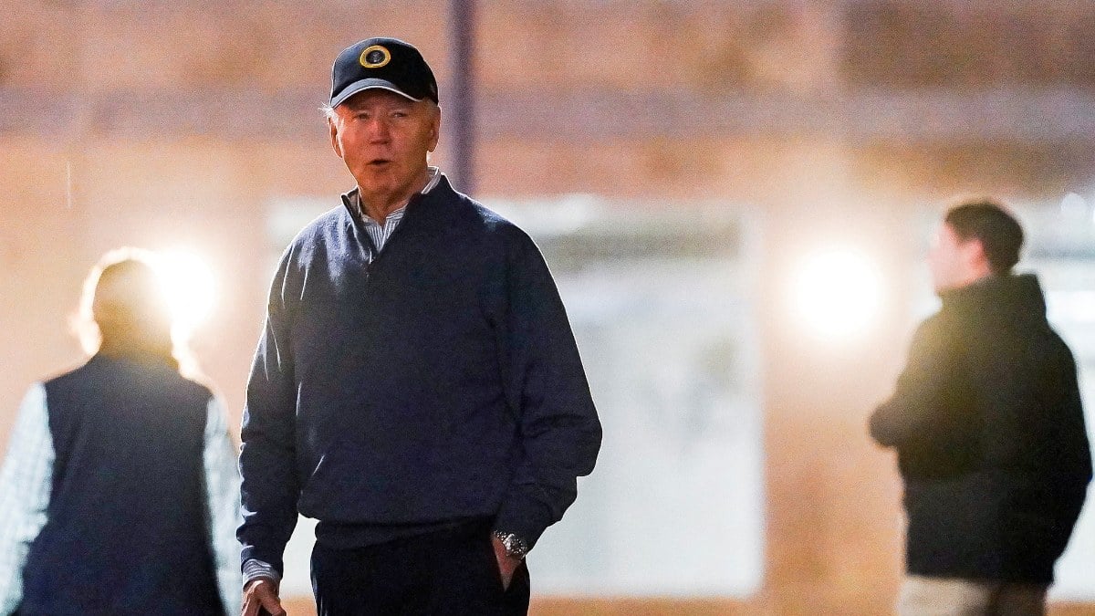 ABD Başkanı Biden’ı panikleten kaza: Apar topar aracına bindirildi