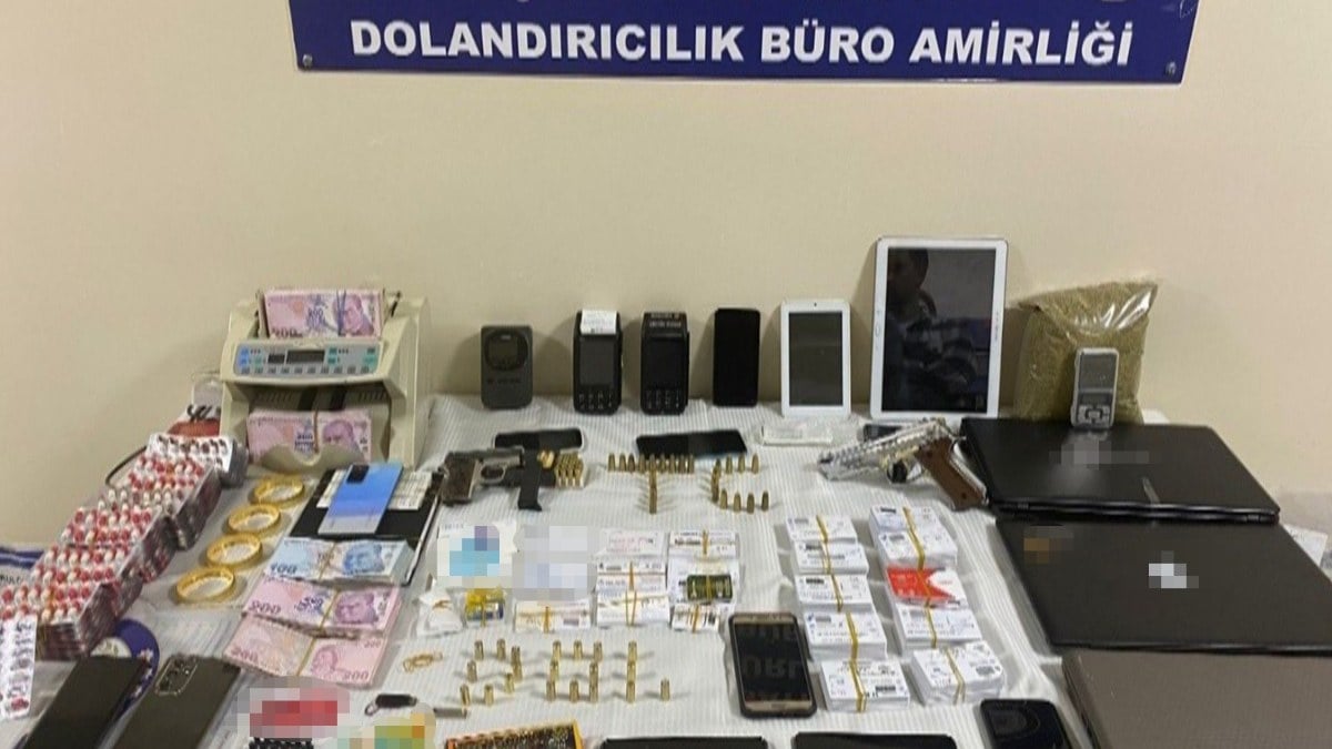 ‘Adınıza açılan dava mevcut’ mesajı gönderdiler! 94 vatandaşı 10 milyon lira dolandırdılar