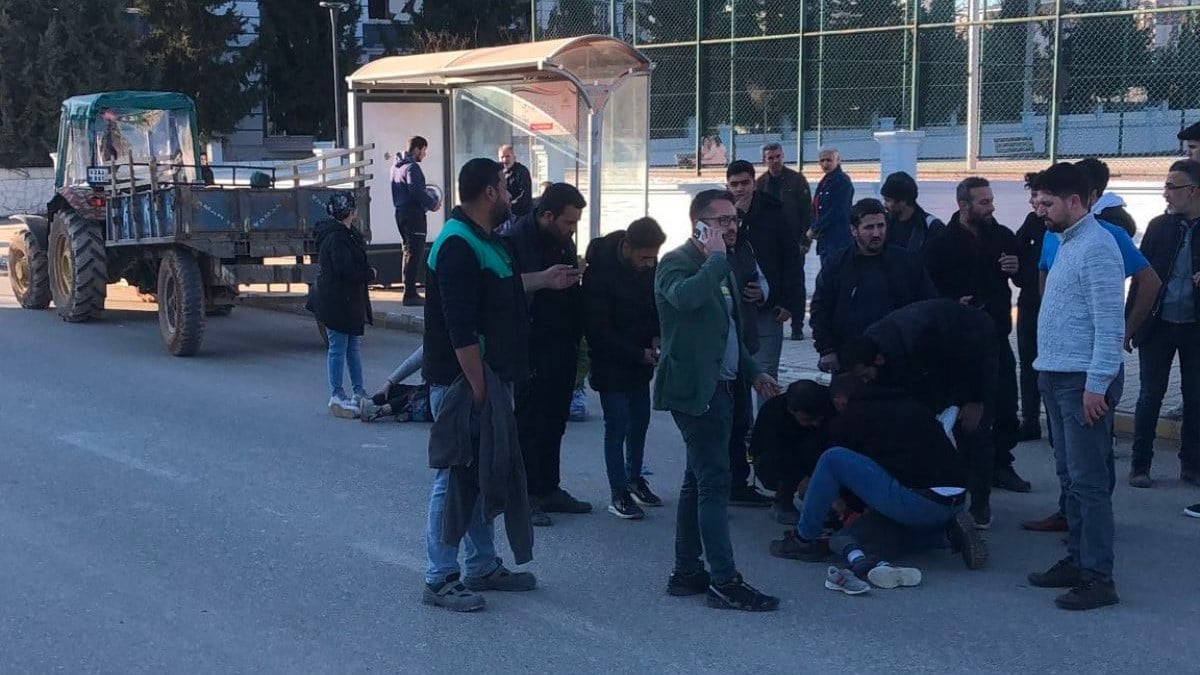 Adıyaman’da traktörün çarptığı çocuk ölürken annesi ağır yaralandı