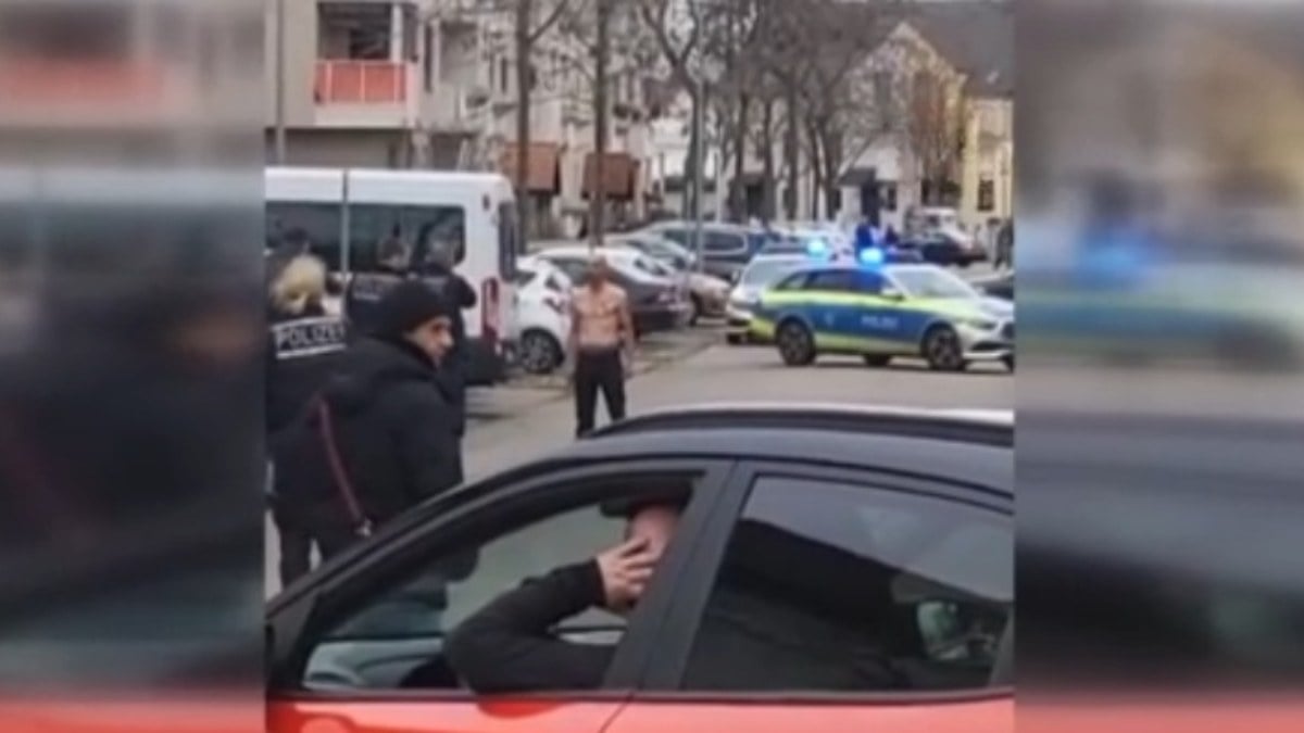 Almanya’da polis, sokak ortasında bir Türk’ü vurarak öldürdü