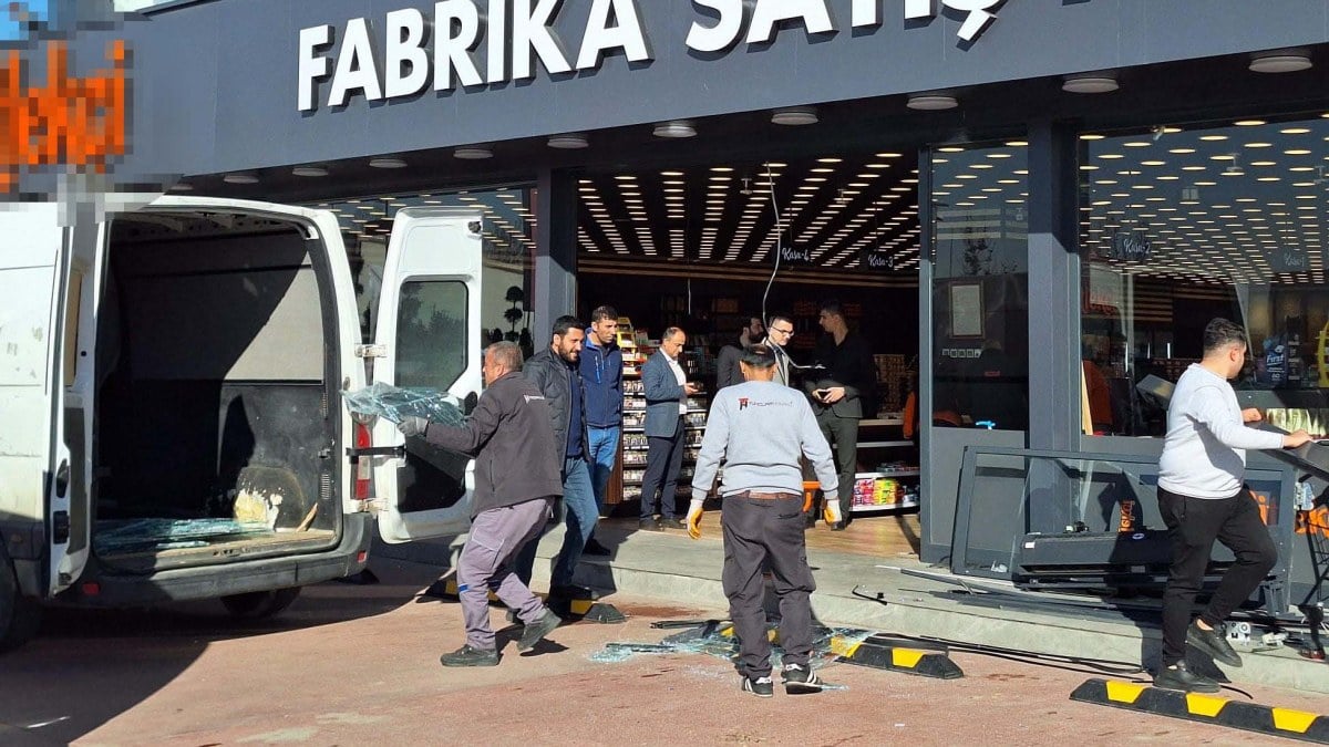 Ankara’da frenle gazı karıştırdı, markete girdi