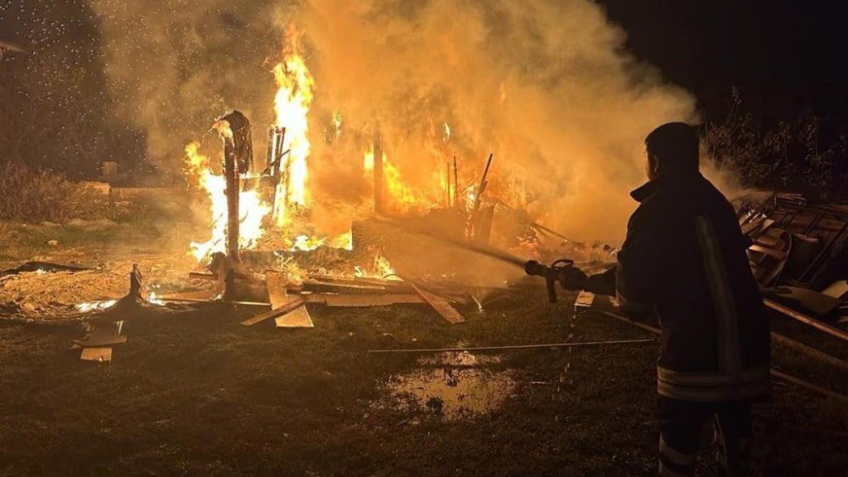 Antakya’da çadır yangını! Yürekleri ağza getirdi