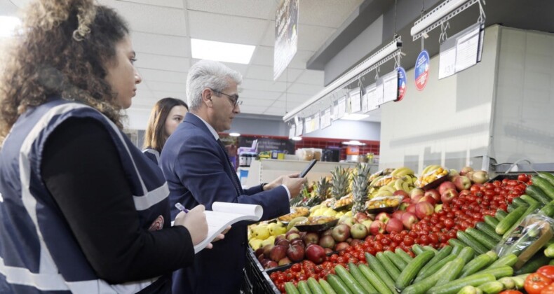 Antalya’da yılbaşı öncesi zincir marketlere fahiş fiyat denetimi