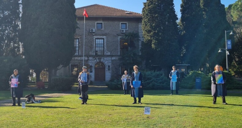 Boğaziçi hocaları bir yılı daha protesto ile geride bıraktı