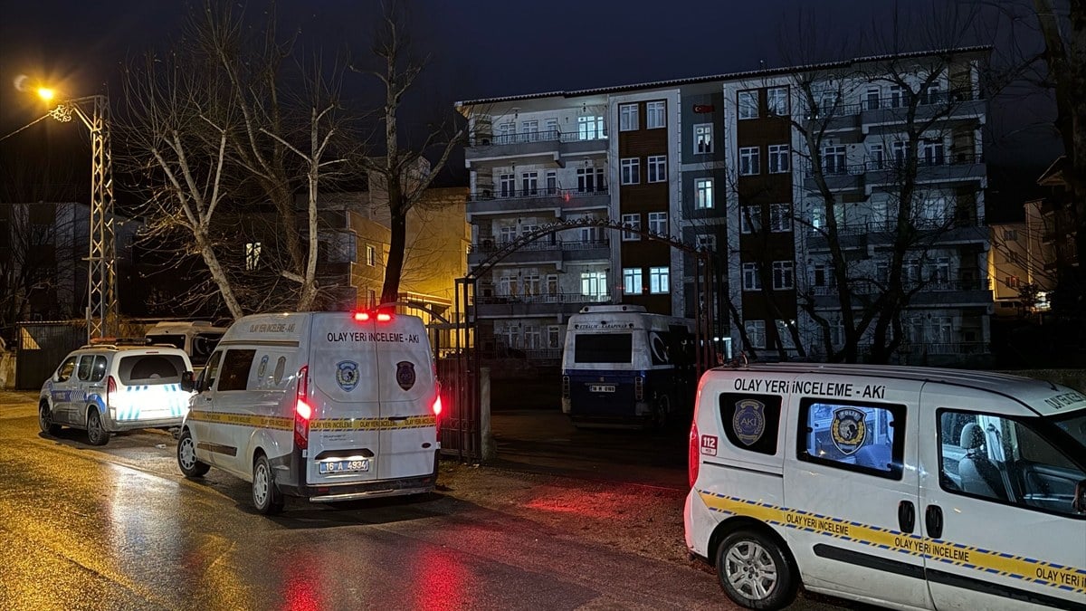 Bursa’da koca cinayeti: 4 evladının annesini kalbinden bıçaklayarak katletti…