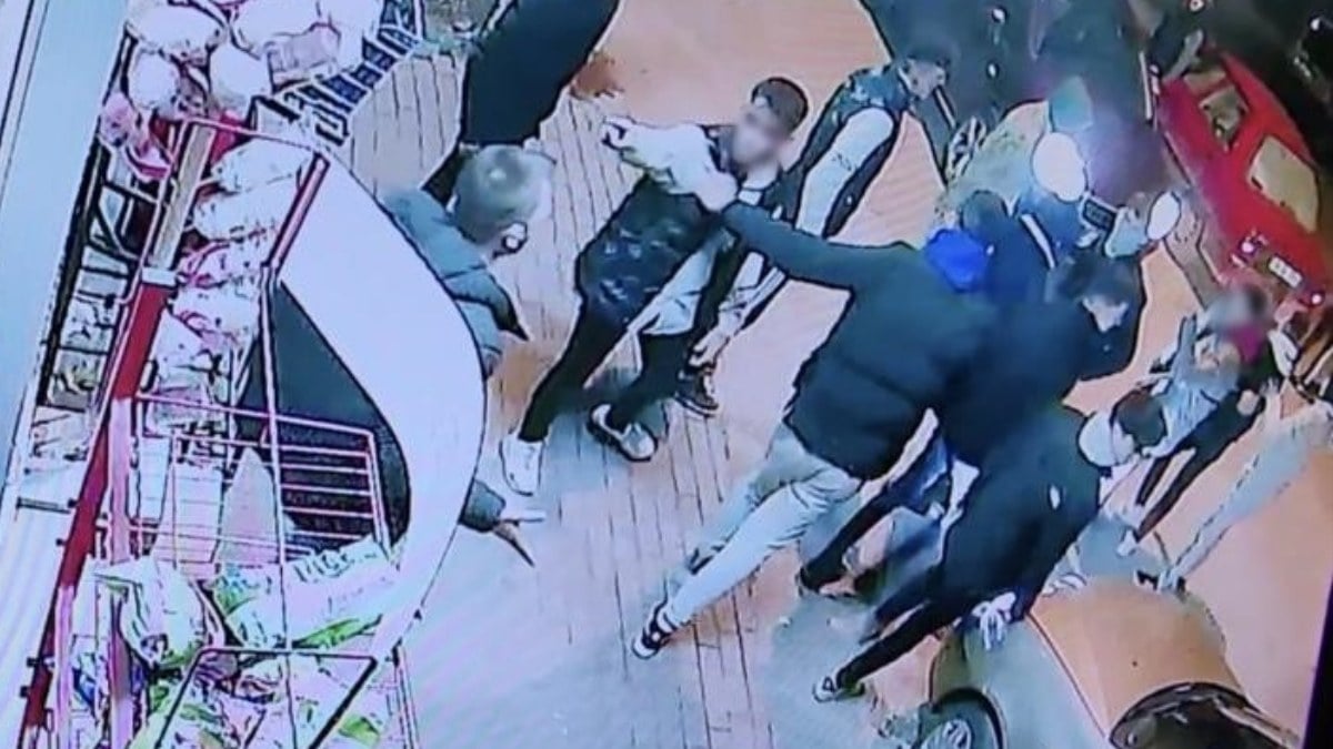 Bursa’da yaşanan silahlı kavga kameraya yansıdı