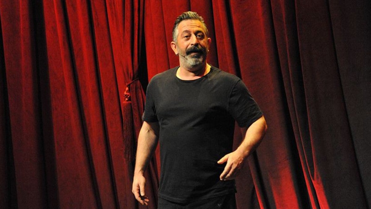 Cem Yılmaz’ın yeni bombası! Adını paylaştı, yine şaşırttı…