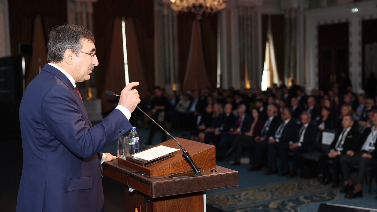 Cevdet Yılmaz: Güven ortamını pekiştiriyoruz