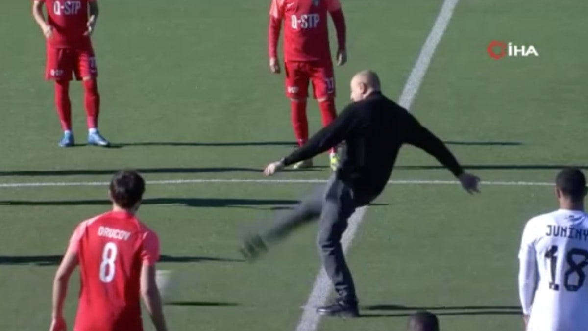 Dağlık Karabağ’da 30 yıl sonra santra! İlham Aliyev yeşil sahaya indi