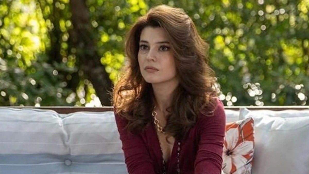 Dilek Taşı’nın Sevda’sı bacak bacak üstüne atınca…