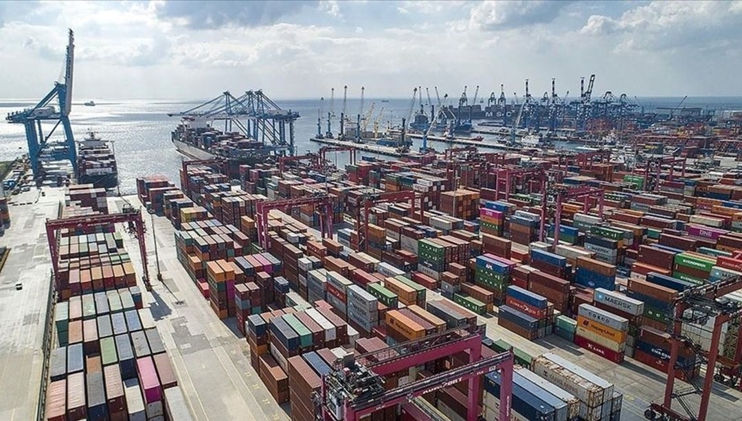 Dış ticaret açığı kasımda yüzde 32,6 geriledi