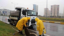 Diyarbakır’da kuvvetli sağanak mesaisi