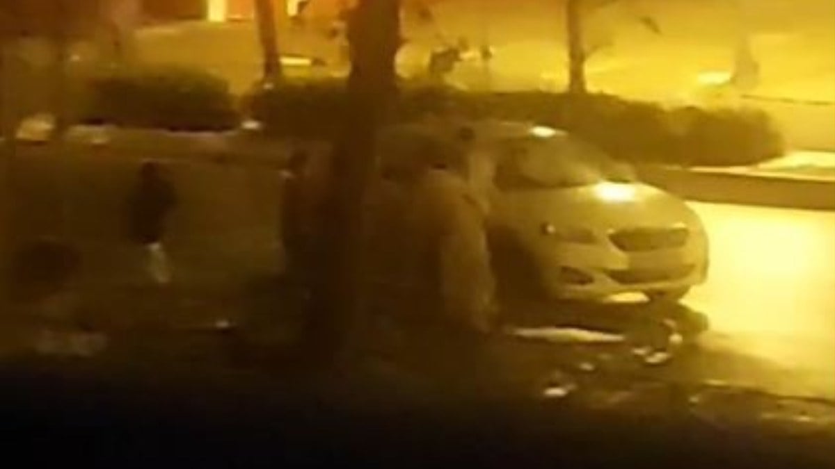 Esenyurt’ta korkunç olay: Kadını, çocuklarının önünde tekme tokat dövdü!