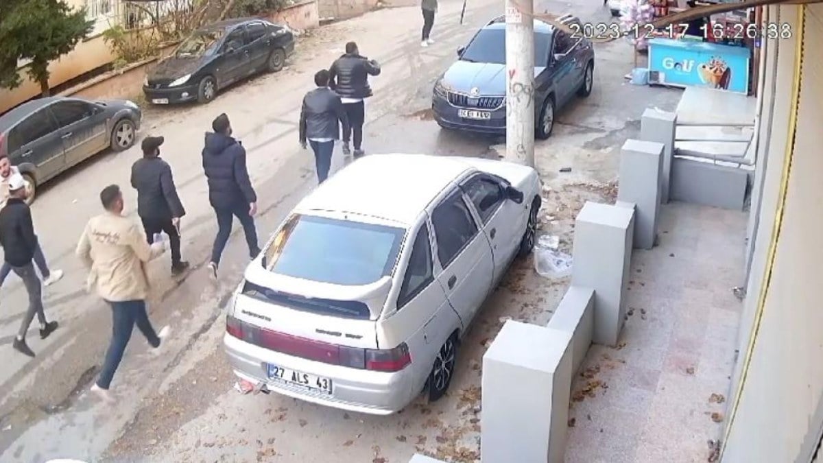 Gaziantep’te iş yeri baskını! 20 TL yüzünden ortalık karıştı…