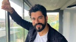 Genlerde var! Burak Özçivit’in annesi güzelliğiyle mest etti “Fahriye’yi sollar”