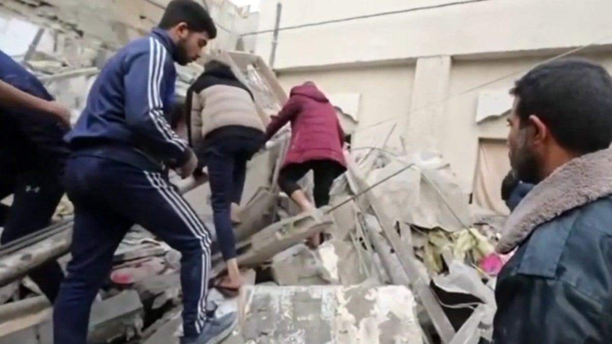 İsrail’in Magazi Mülteci Kampı’na saldırısında 70 kişi öldü