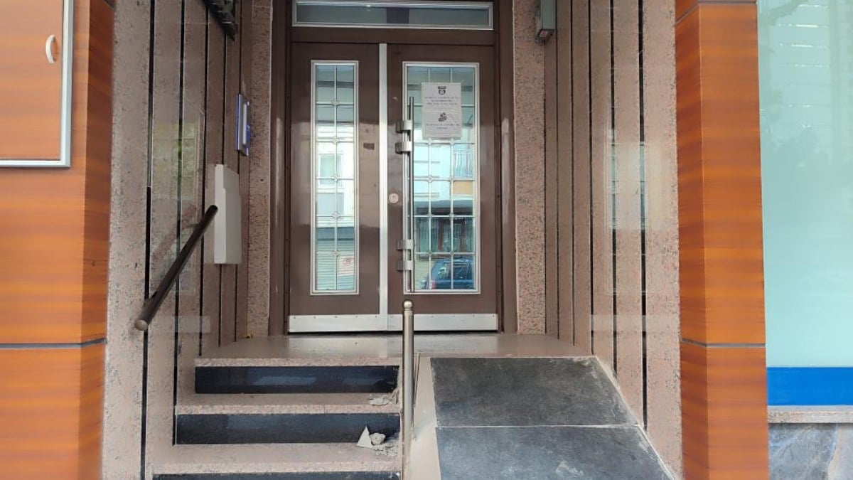 İstanbul Bağcılar’a dadanan hırsızlar öyle bir şey çaldı ki… Apartman sakinleri isyan etti