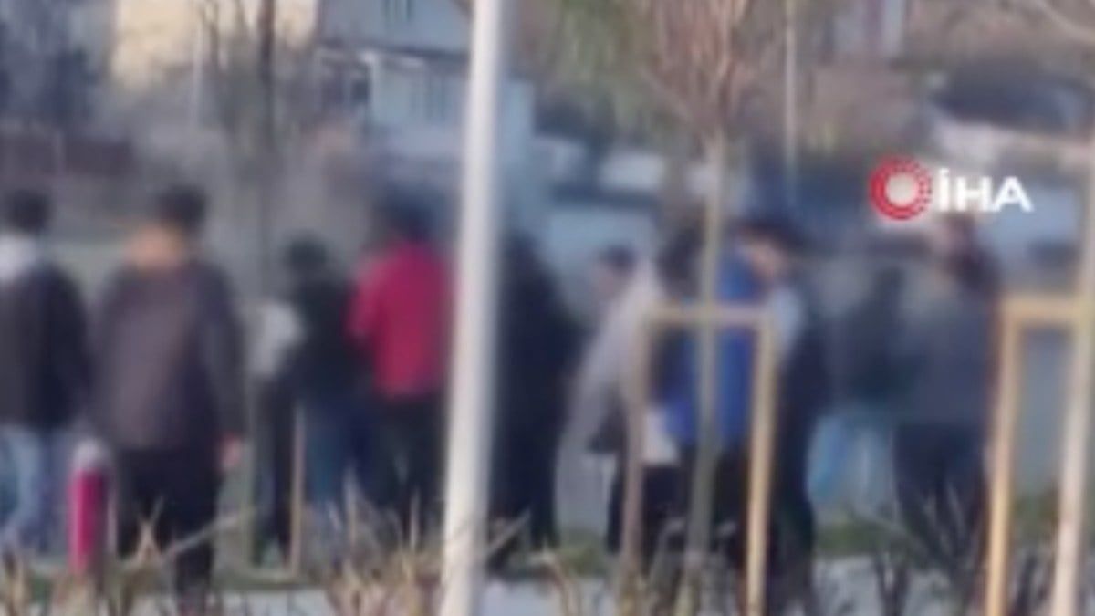 İstanbul’da çocuklar arasında akılalmaz kavga