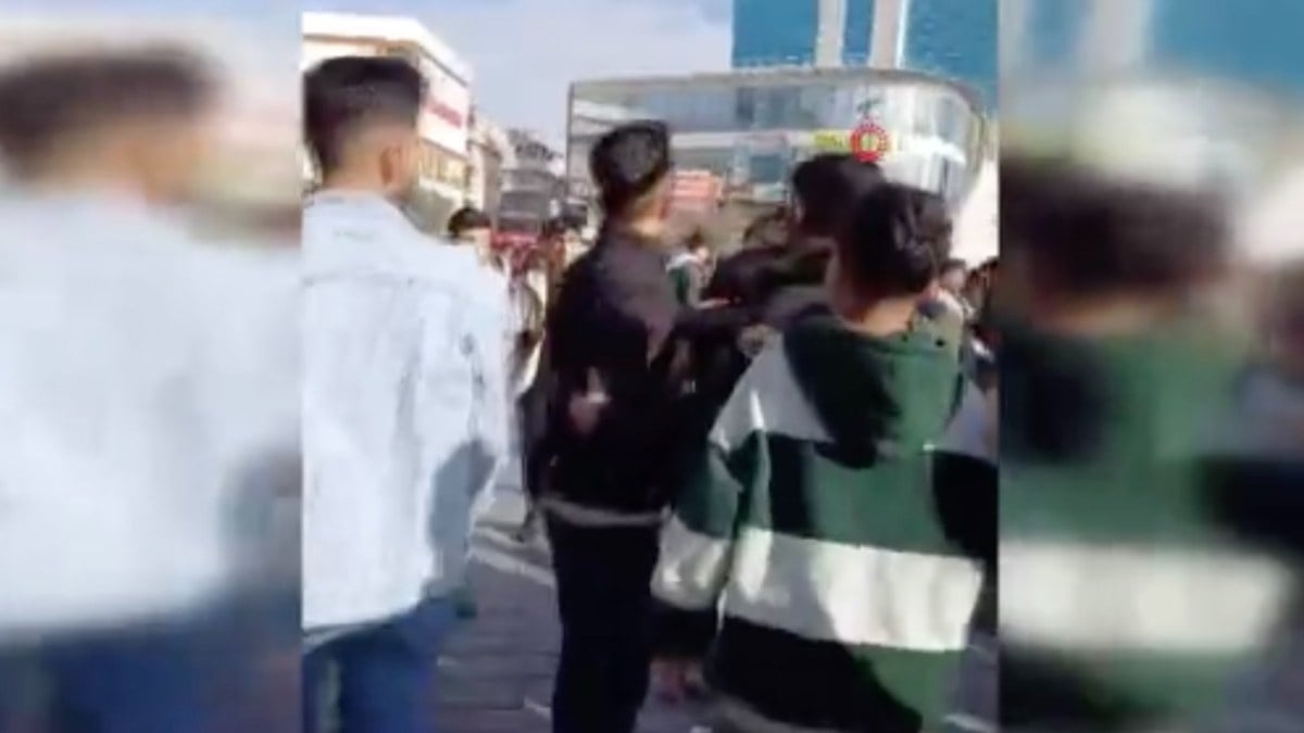 İstanbul’da fenomenlerin hayran buluşmasında ortalık karıştı