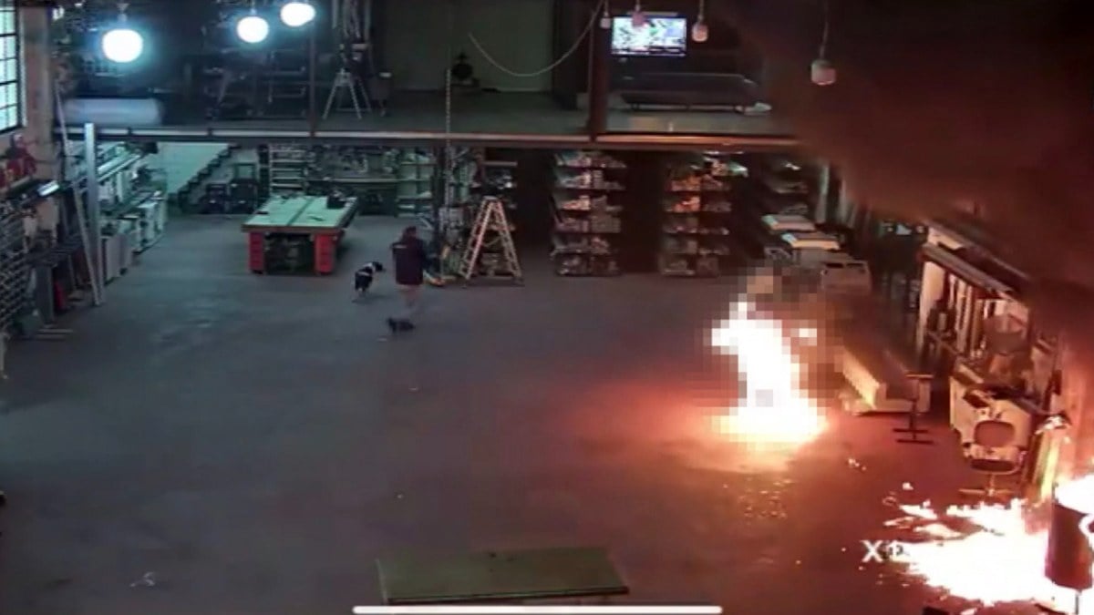 İstanbul’da sobaya tiner döktü: Ağır yaralandı