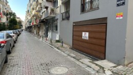 İzmir’de arkadaş kavgası! Meyve bıçağı ile öldürdü