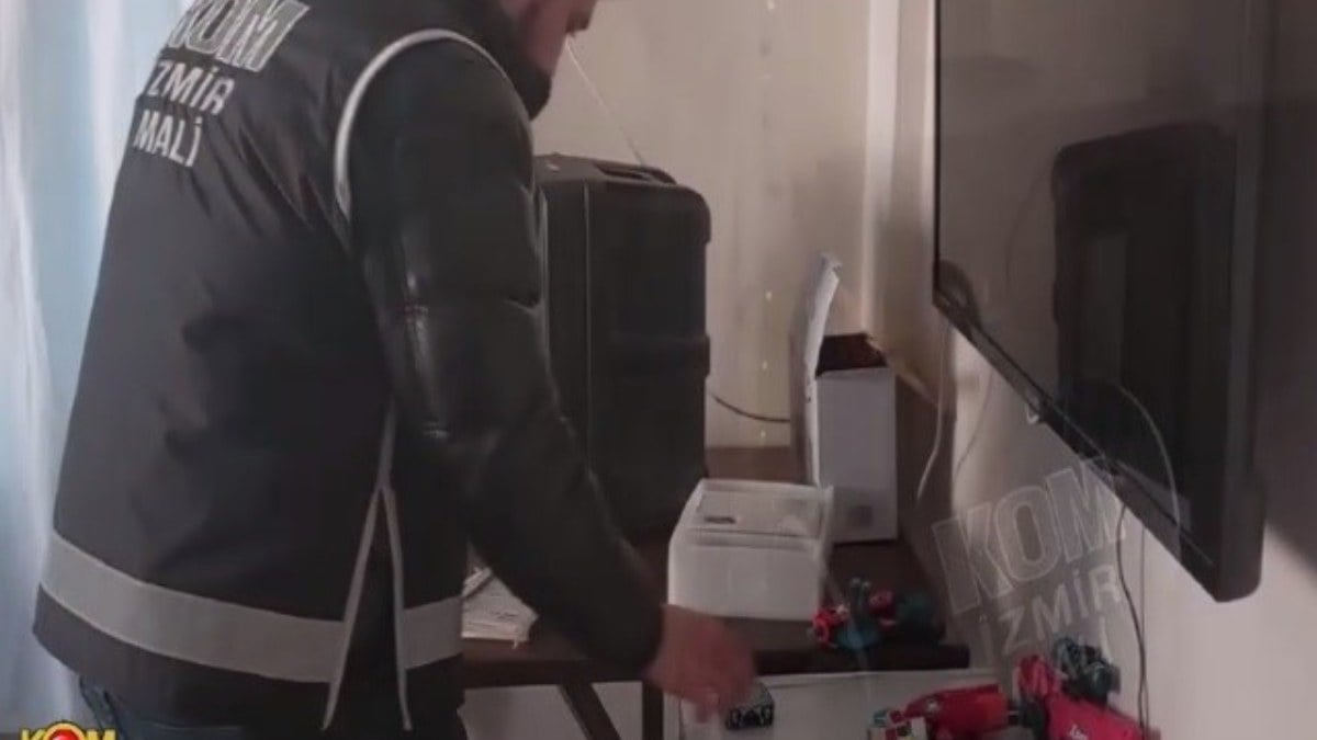 İzmir’de vurgun çetesi çökertildi: 8 gözaltı