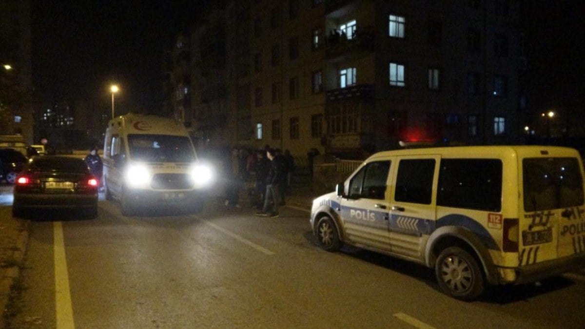 Kayseri’de bir kişi boşanma aşamasındaki karısını kurusıkı tabanca ile yaraladı