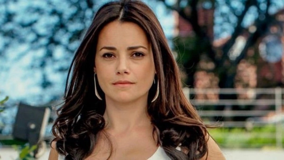 Kızıl Goncalar’ın Meryem’i Özgü Namal meğer 2 çocuk annesiymiş! İşte ölümsüz aşkın meyveleri…