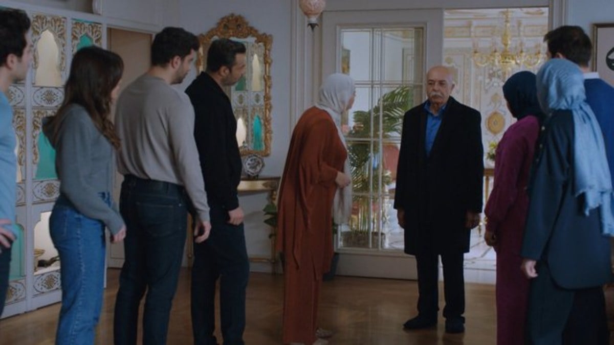 Kızılcık Şerbeti’ndeki ‘Hevesini alsaydın’ sözleri tepki çekti! O bölüm fragmandan kaldırıldı…