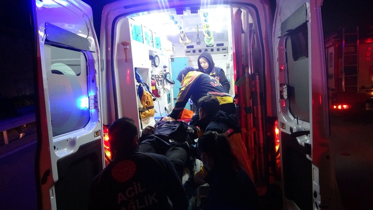 Kocaeli’de düğün dönüşü kaza: Anne öldü, oğlu ve eşi yaralandı