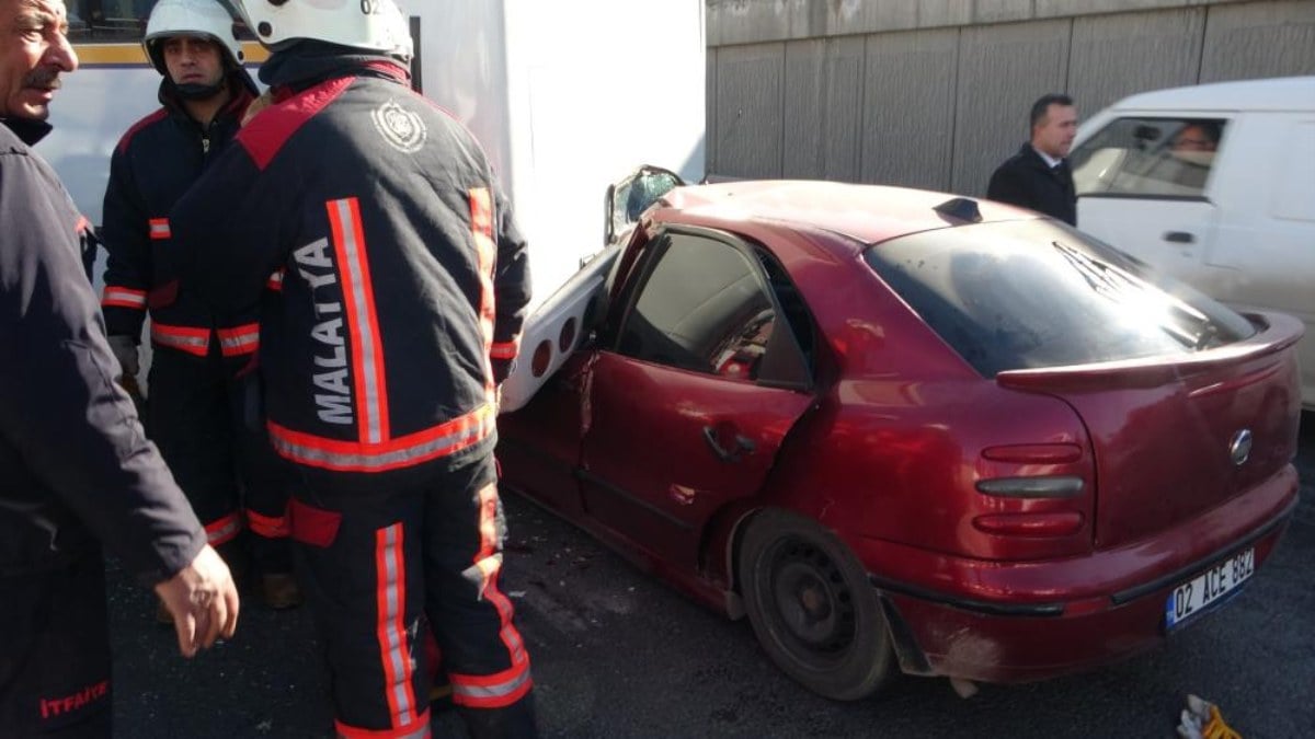 Malatya’da korkunç kaza! Araca ok gibi saplandı