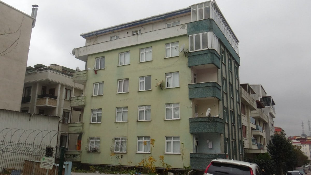 Marmara’daki 5.1’lik deprem İstanbul’u salladı: Avcılar’da hasarlı bina mühürlendi