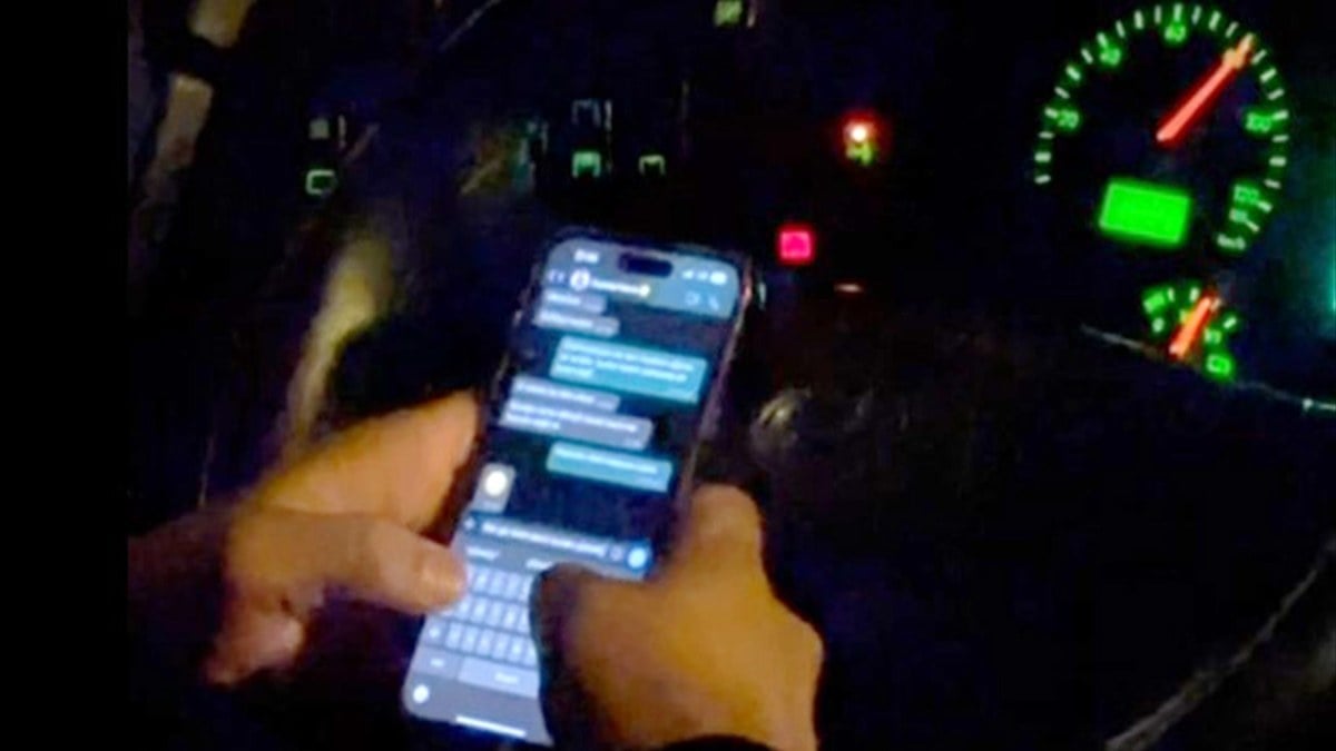 Muğla’da seyir halinde mesajlaşan şoföre para cezası