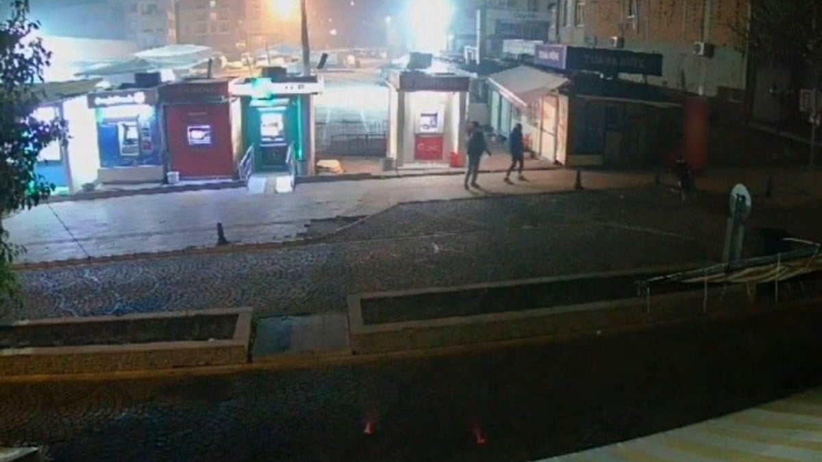 Muğla’daki meşrubat hırsızları kameradan kaçamadı