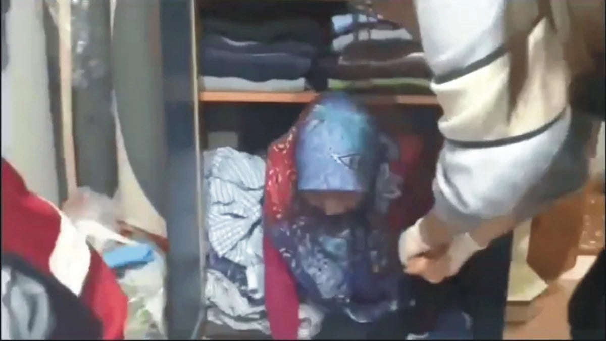 Osmaniye’de FETÖ hükümlüsü öğretmen gizli bölmede yakalandı