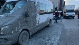 Pendik’te ani fren yapan hafriyat kamyonu beton saçtı