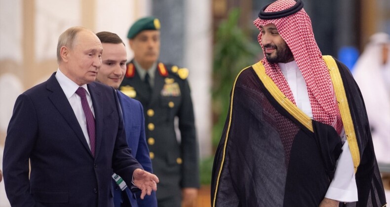 Putin, Suudi Arabistan Veliaht Prensi Salman ile görüştü