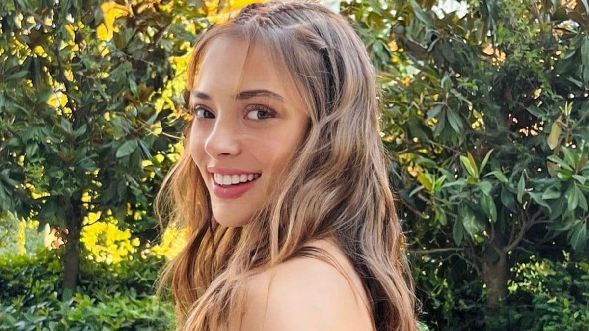 Rabia Soytürk minileri giydi, bir bakanı bir daha baktırdı! “Yürüyen afet”