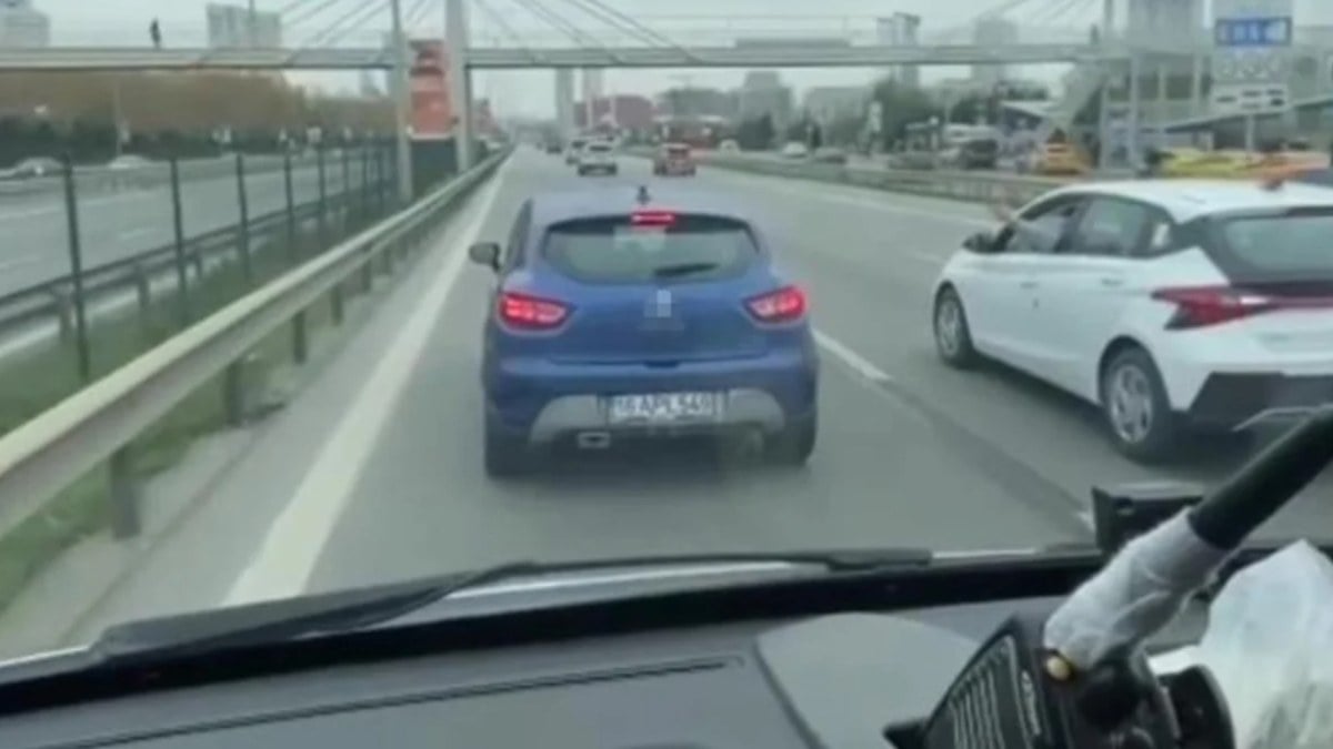 Sağlık Bakanı Fahrettin Koca duyurdu! İstanbul’da ambulansa yol vermeyen sürücü yakalandı