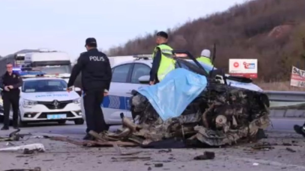 Samsun’da otobüsle otomobil çarpıştı: 2 ölü 3 yaralı