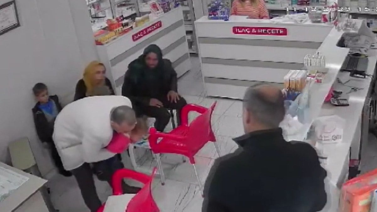 Şanlıurfa’da nefes borusuna şeker kaçan 4 yaşındaki çocuk Heimlich manevrasıyla kurtuldu