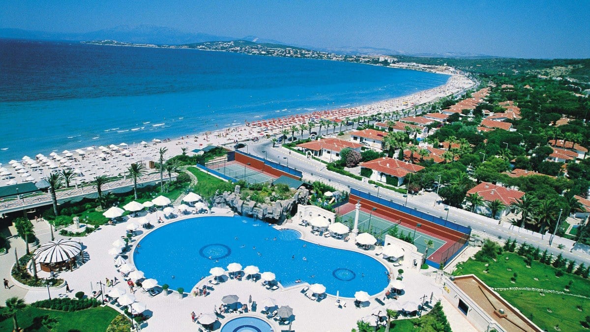 Turizm sektöründe yılbaşı heyecanı… Ege’deki oteller dolmak üzere