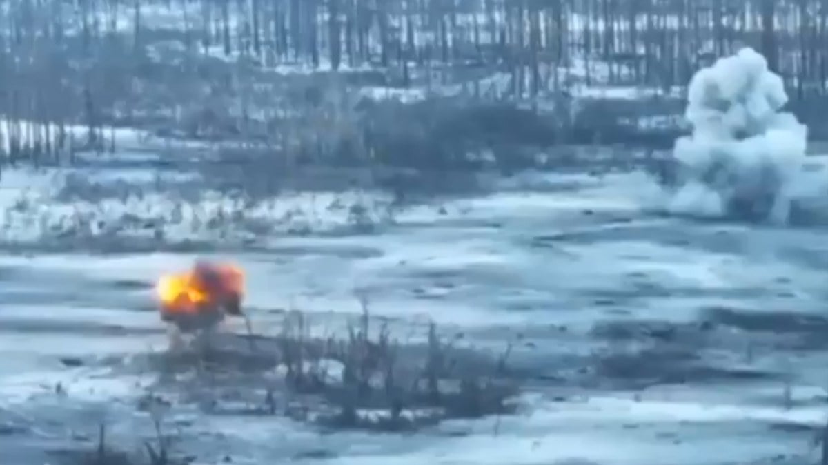 Ukrayna’dan Rus zırhlı araçlarına saldırı