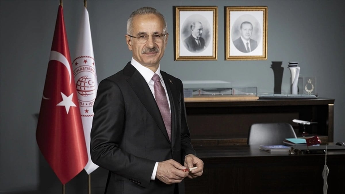 Ulaştırma ve Altyapı Bakanı Abdulkadir Uraloğlu’ndan yurt dışında yaşayan Türklere müjde