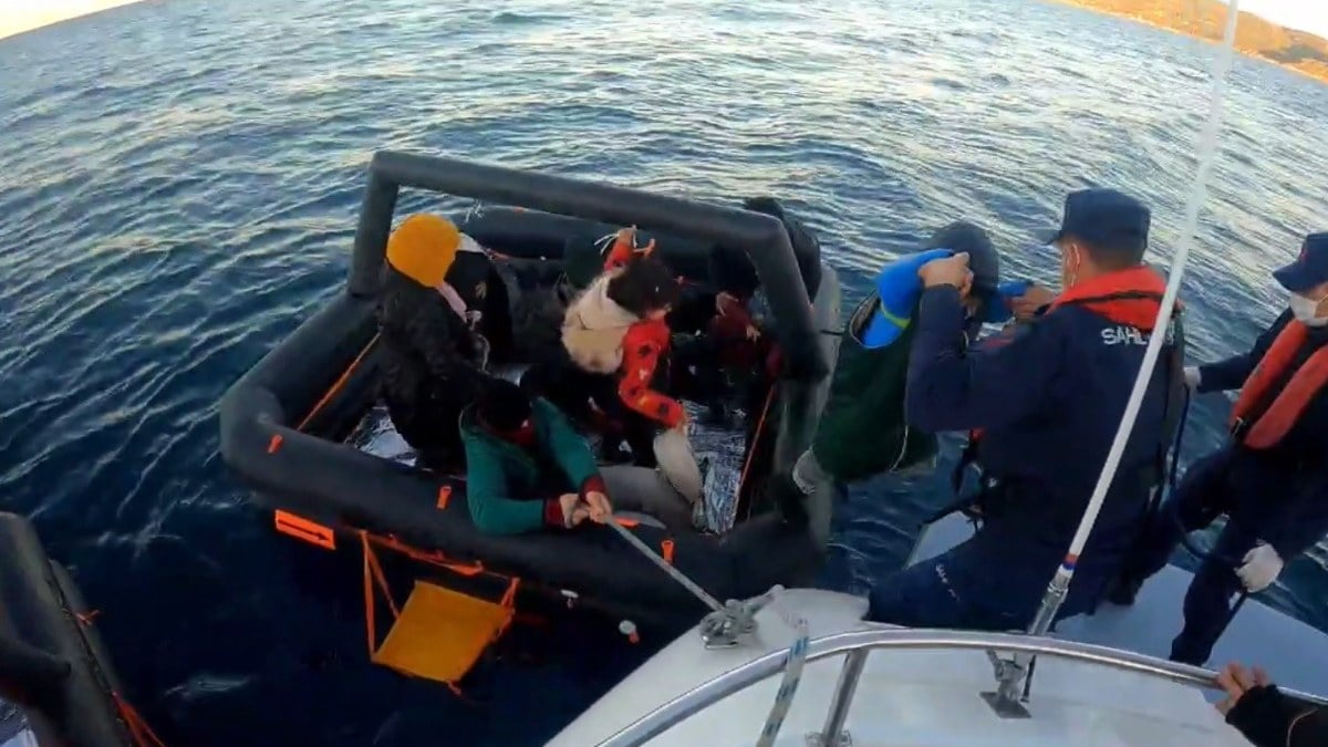 Yunanistan, göçmenleri ölüme terk etti