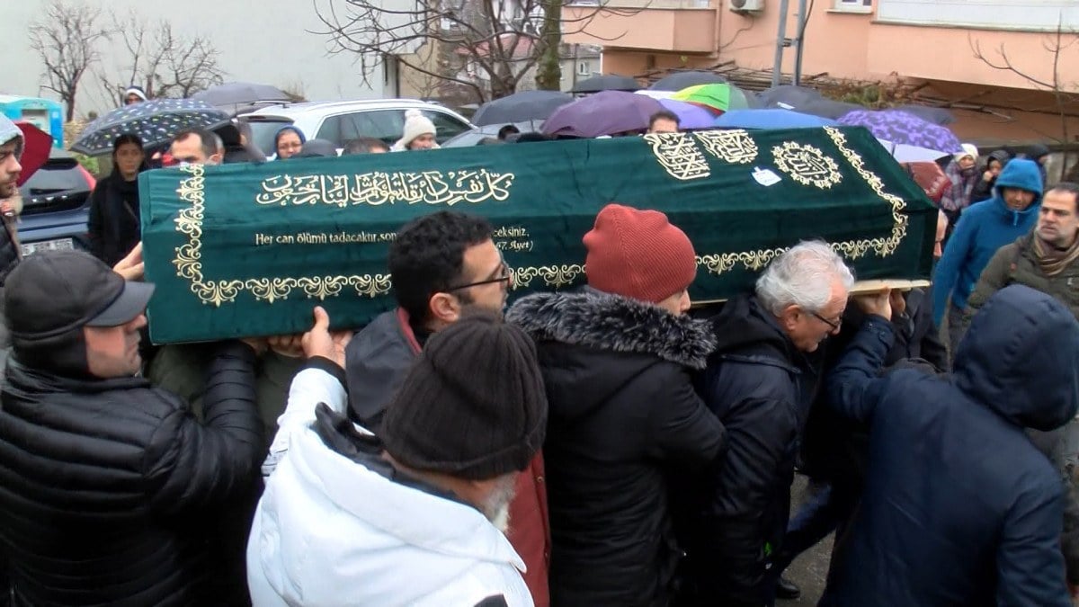 14 yaşındaki oğlu tarafından öldürülen Avukat Fatih Gürbüz Karakoyunlu defnedildi