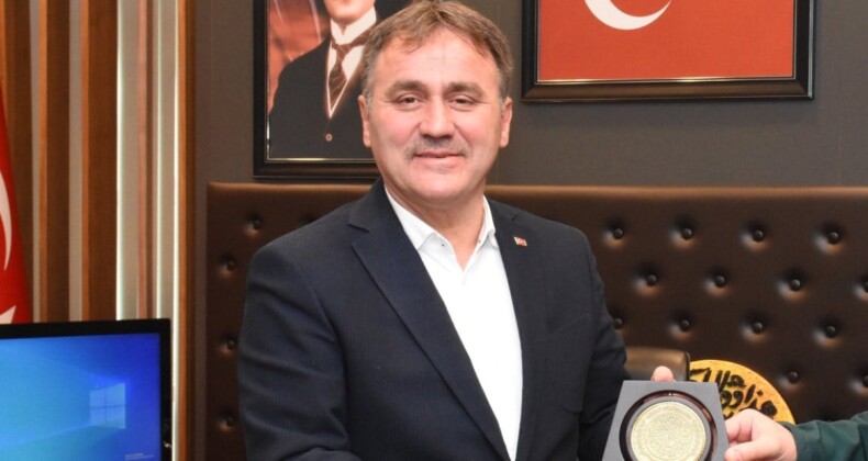 AK Parti Gümüşhane Belediyesi Başkan adayı yeniden Ercan Çimen